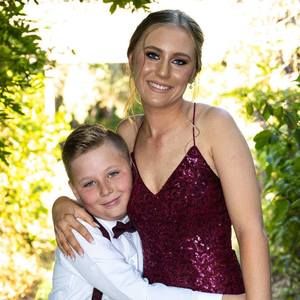 Meet your Posher, Chloe